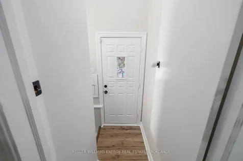 17 Admiral Road Ajax ON L1S 2N8