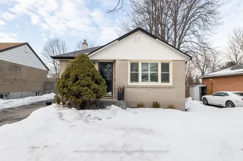 17 Admiral Road Ajax ON L1S 2N8