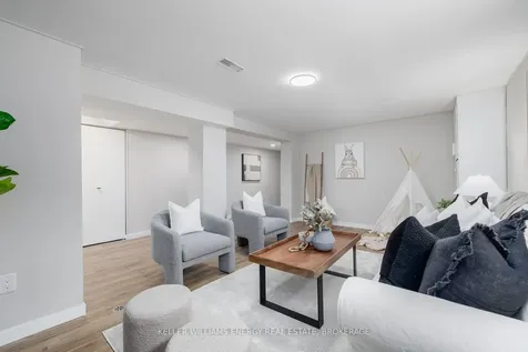 17 Admiral Road Ajax ON L1S 2N8