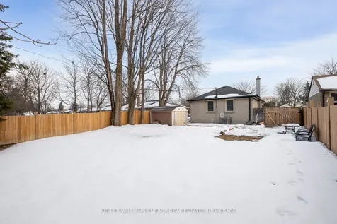 17 Admiral Road Ajax ON L1S 2N8