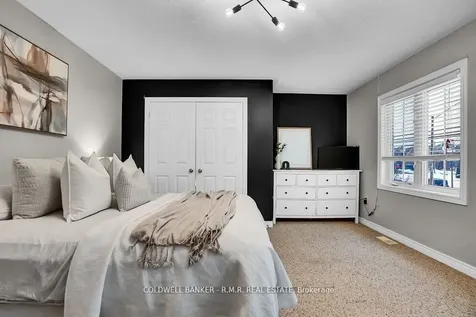 18 Kaukonen Court Clarington ON L1C 0A3