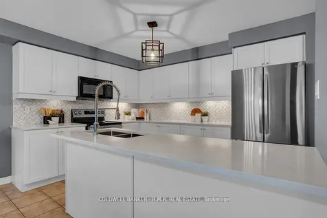 18 Kaukonen Court Clarington ON L1C 0A3