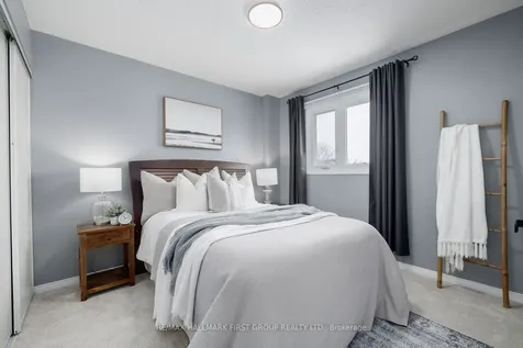 18 Laurelwood Street Clarington ON L1C 4Z7