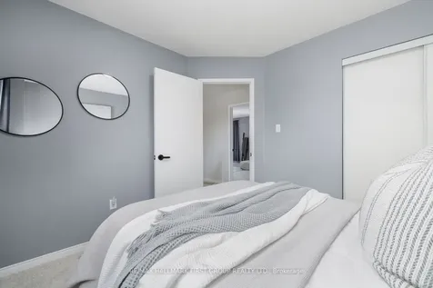 18 Laurelwood Street Clarington ON L1C 4Z7