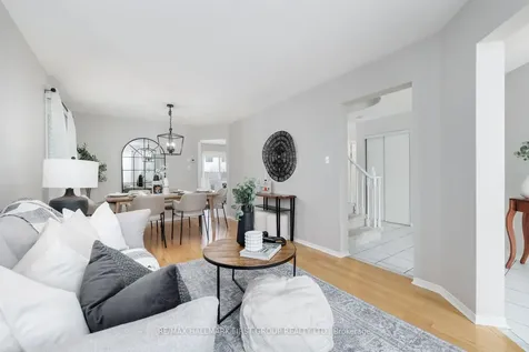 18 Laurelwood Street Clarington ON L1C 4Z7