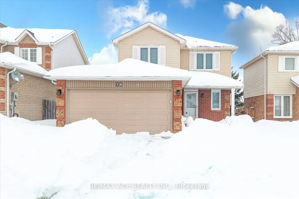 78 Hooper Square Clarington ON L1C 4X8