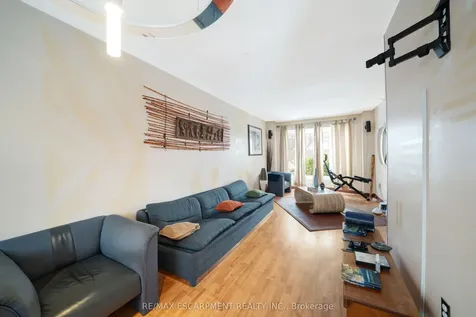 31 Hewitt Crescent Ajax ON L1S 7A5