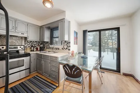 31 Hewitt Crescent Ajax ON L1S 7A5