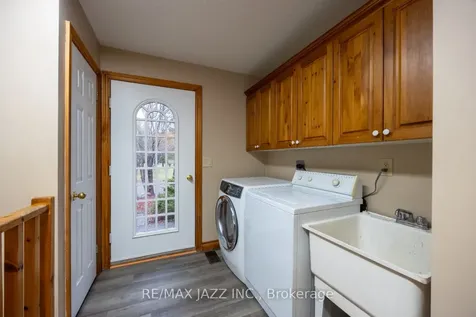 190 King Lane Clarington ON L0B 1J0