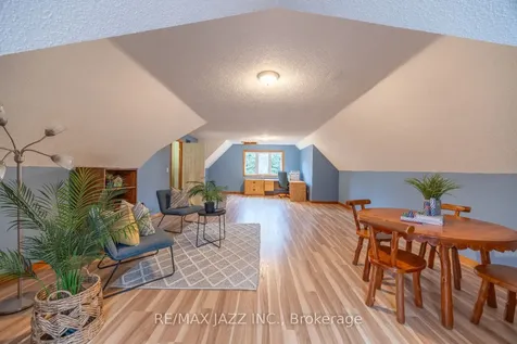 190 King Lane Clarington ON L0B 1J0