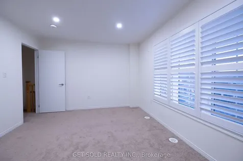 10 Loana Lane Clarington ON L1C 7G9