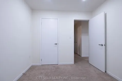 10 Loana Lane Clarington ON L1C 7G9