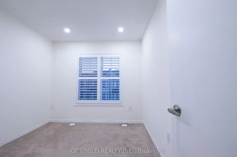 10 Loana Lane Clarington ON L1C 7G9