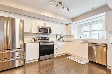 241 Lord Elgin Lane Clarington ON L1C 7E8