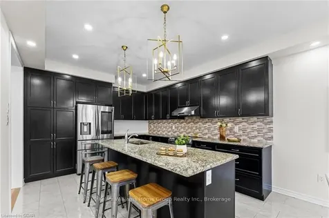 2146 Castle Hill Court Pickering ON L1X 1Y5