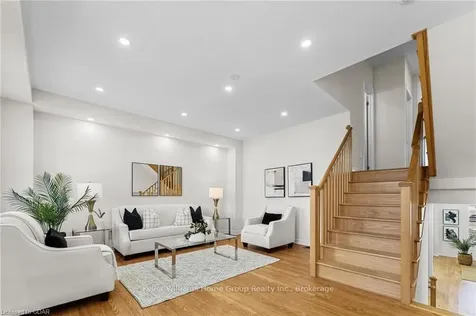 2146 Castle Hill Court Pickering ON L1X 1Y5
