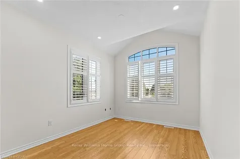 2146 Castle Hill Court Pickering ON L1X 1Y5