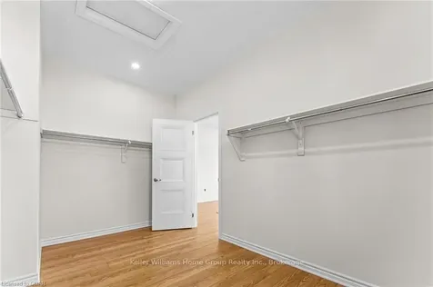 2146 Castle Hill Court Pickering ON L1X 1Y5
