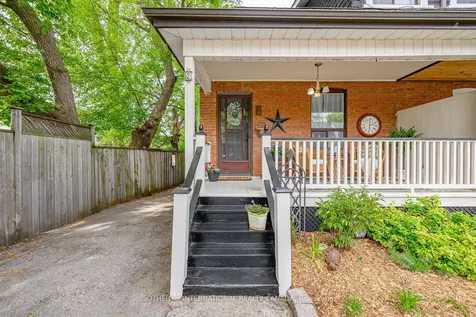 2 Winston Avenue Toronto ON M1N 1W3