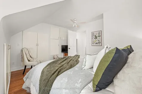 2 Winston Avenue Toronto ON M1N 1W3