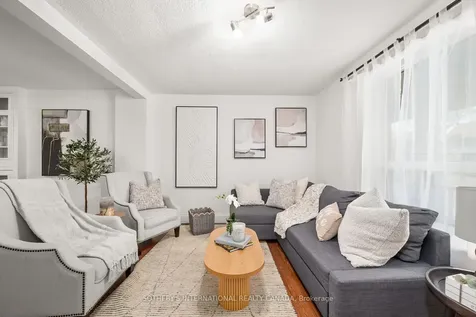 2 Winston Avenue Toronto ON M1N 1W3
