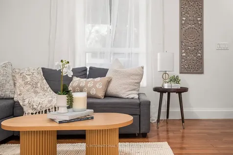 2 Winston Avenue Toronto ON M1N 1W3
