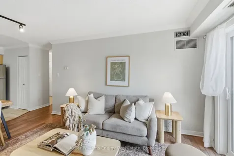 90 Aspen Springs Drive Clarington ON L1C 5N3