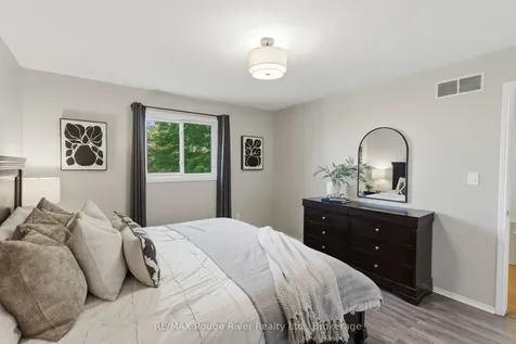 15 Lakeview Drive Scugog ON L9L 1G9