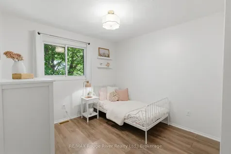 15 Lakeview Drive Scugog ON L9L 1G9