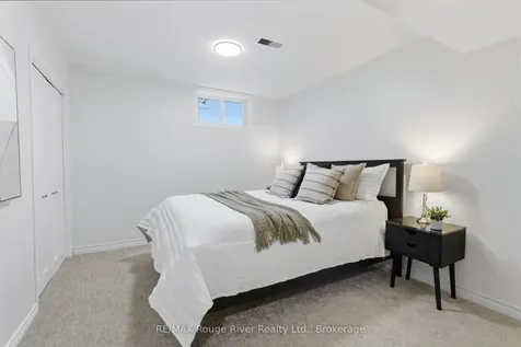 15 Lakeview Drive Scugog ON L9L 1G9