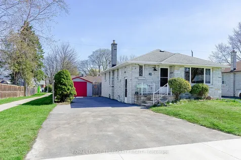 32 Admiral Road Ajax ON L1S 2N9