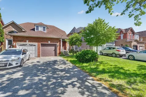 1645 Autumn Crescent Pickering ON L1V 6X6