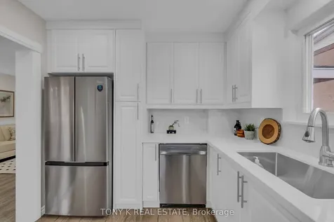 65 Clapperton Avenue Toronto ON M1L 4K7