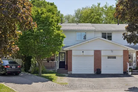 737 Greenoch Court Oshawa ON L1J 6H4