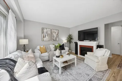 737 Greenoch Court Oshawa ON L1J 6H4