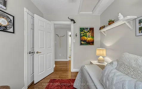 17 Abernethy Crescent Clarington ON L1C 4Z1