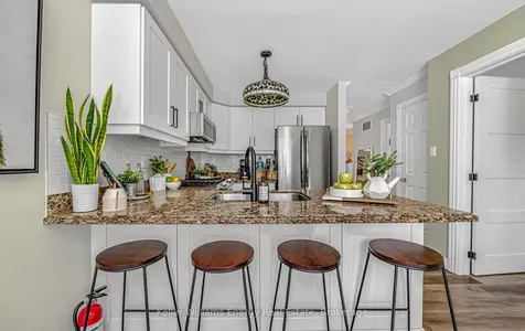 17 Abernethy Crescent Clarington ON L1C 4Z1