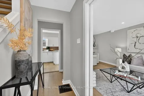 3244 St Clair Avenue E Toronto ON M1L 1V8