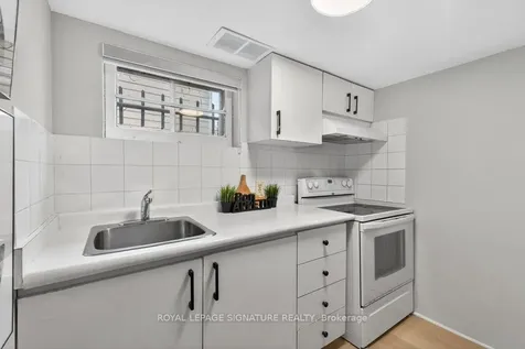 3244 St Clair Avenue E Toronto ON M1L 1V8