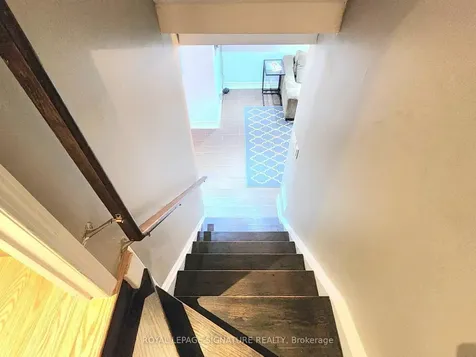 19 Gallimere Court Whitby ON L1N 0J5