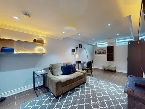 19 Gallimere Court Whitby ON L1N 0J5