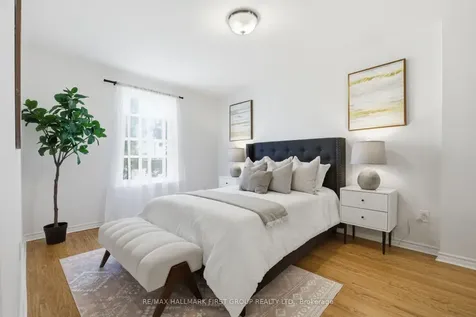 925 Bayly Street Pickering ON L1W 1L4