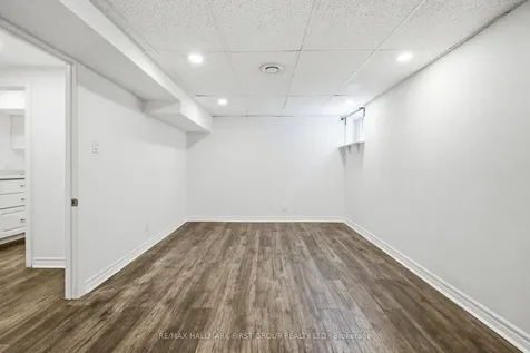 925 Bayly Street Pickering ON L1W 1L4
