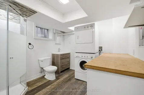 925 Bayly Street Pickering ON L1W 1L4