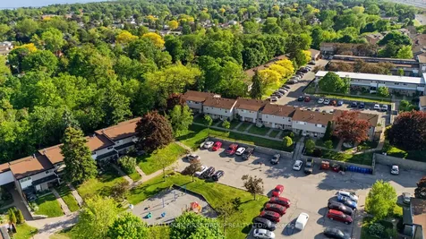 925 Bayly Street Pickering ON L1W 1L4