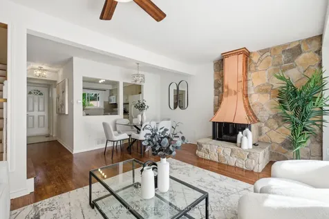 925 Bayly Street Pickering ON L1W 1L4
