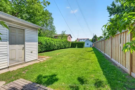 820 Simcoe Street N Oshawa ON L1G 4V8