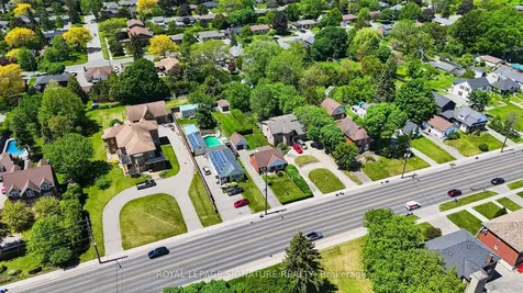 820 Simcoe Street N Oshawa ON L1G 4V8