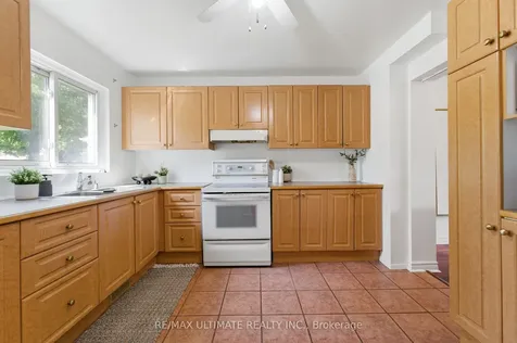 17 Quantrell Trail Toronto ON M1B 1L7