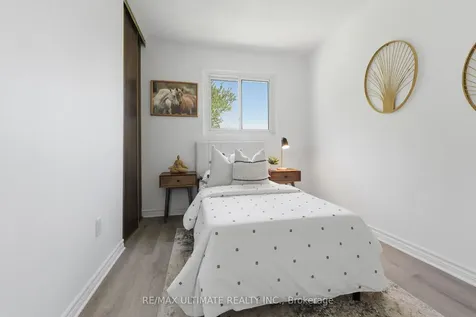17 Quantrell Trail Toronto ON M1B 1L7